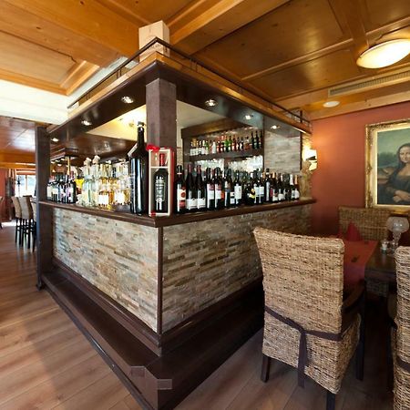 Hotel Gruner Baum Lindau  Luaran gambar